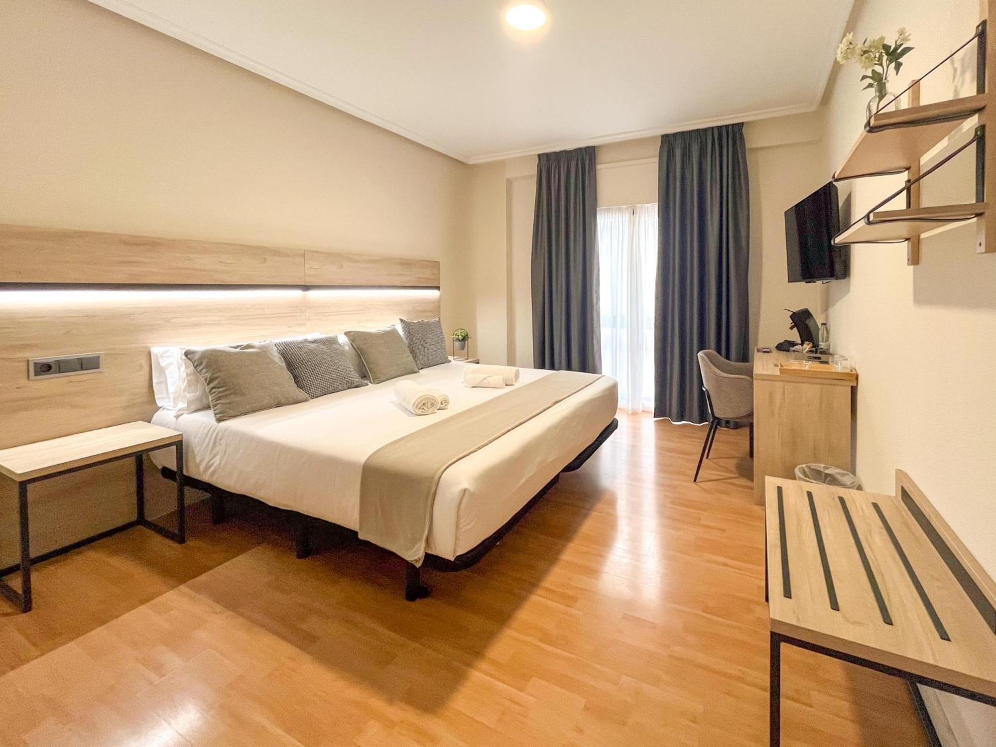 Vtz Hotel El Principe ซาราโกซา ภายนอก รูปภาพ